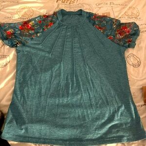 SHEIN Emery Rose Tshirt Size Large